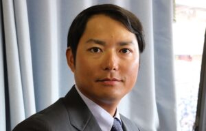攝津正