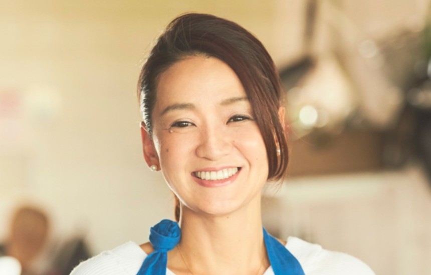 村野明子