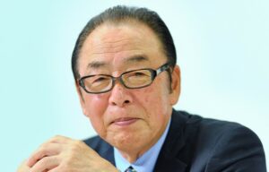 矢部輝夫
