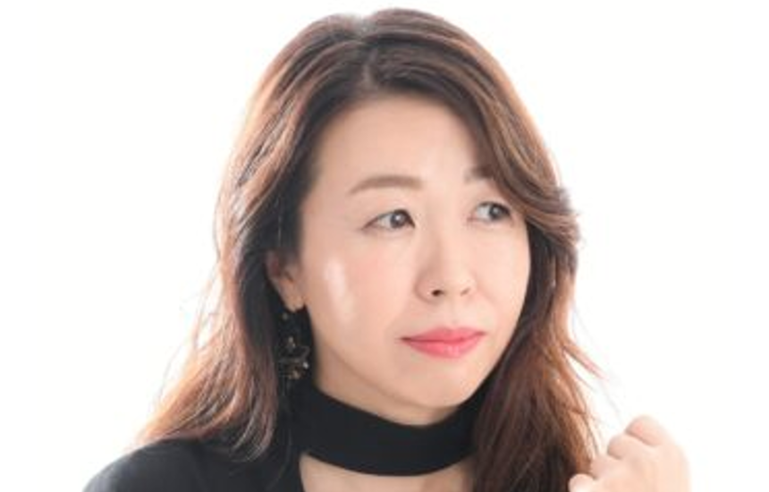 長谷川朋子