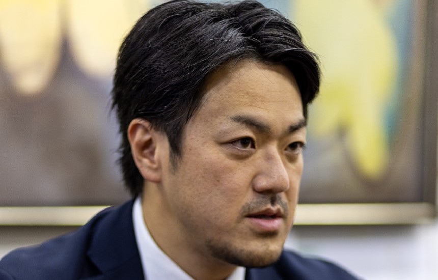稲村悠
