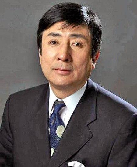 手嶋龍一
